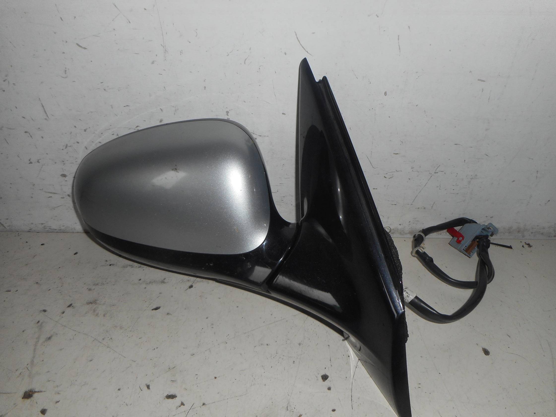 Retrovisore est. dx.